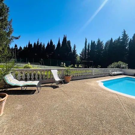 Apartman With Pool And Tennis