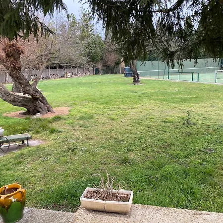 Apartman With Pool And Tennis